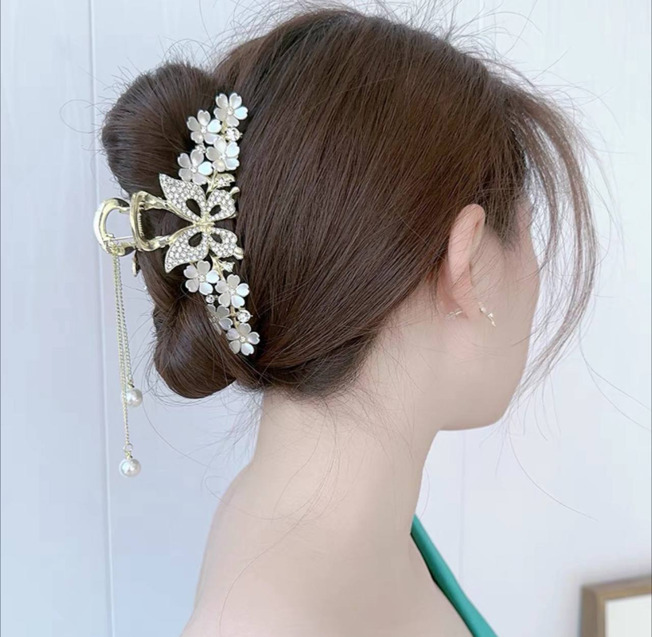 Flower and butterfly hanging party clips (2) کلیپس مجلسی گل و پروانه آویز دار