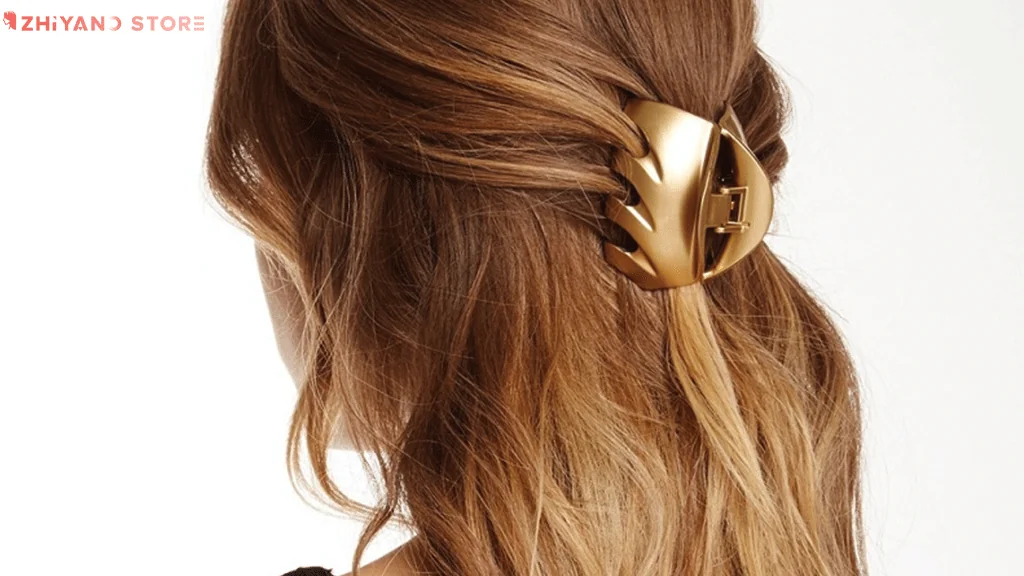 استفاده از کلیپس روی موهای خیس چه مشکلی برای مو ایجاد می کند؟