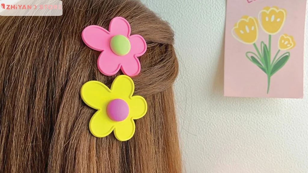 تاریخچه گیره مو با طرح گل